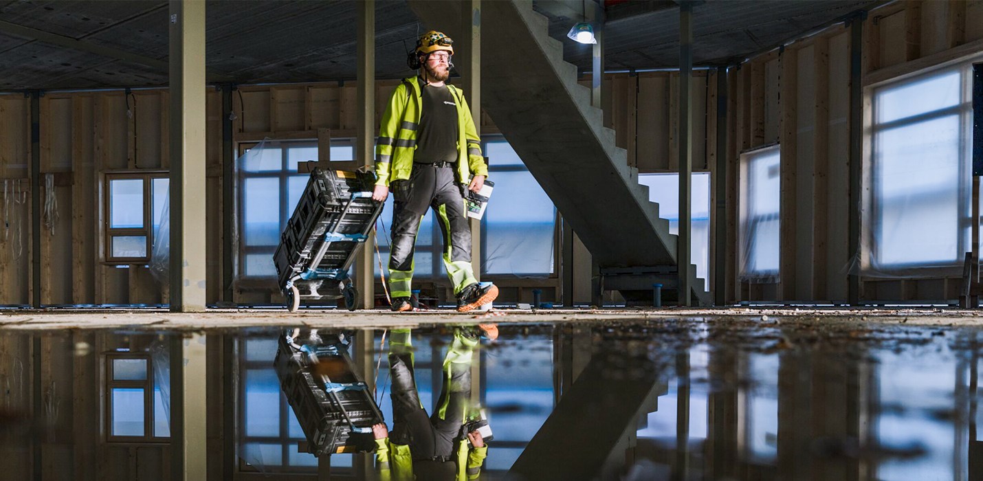 Inondazioni e forti piogge: come le amministrazioni proteggono i loro immobili in Svizzera