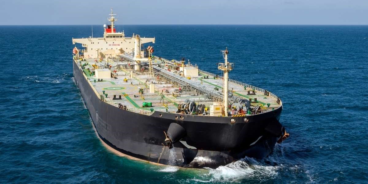 USA Pronti a Sostenere Assicurazioni per Traffici Hormuz