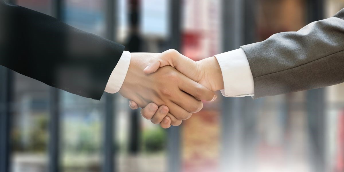 Axa rileva il 51% di Prima Assicurazioni