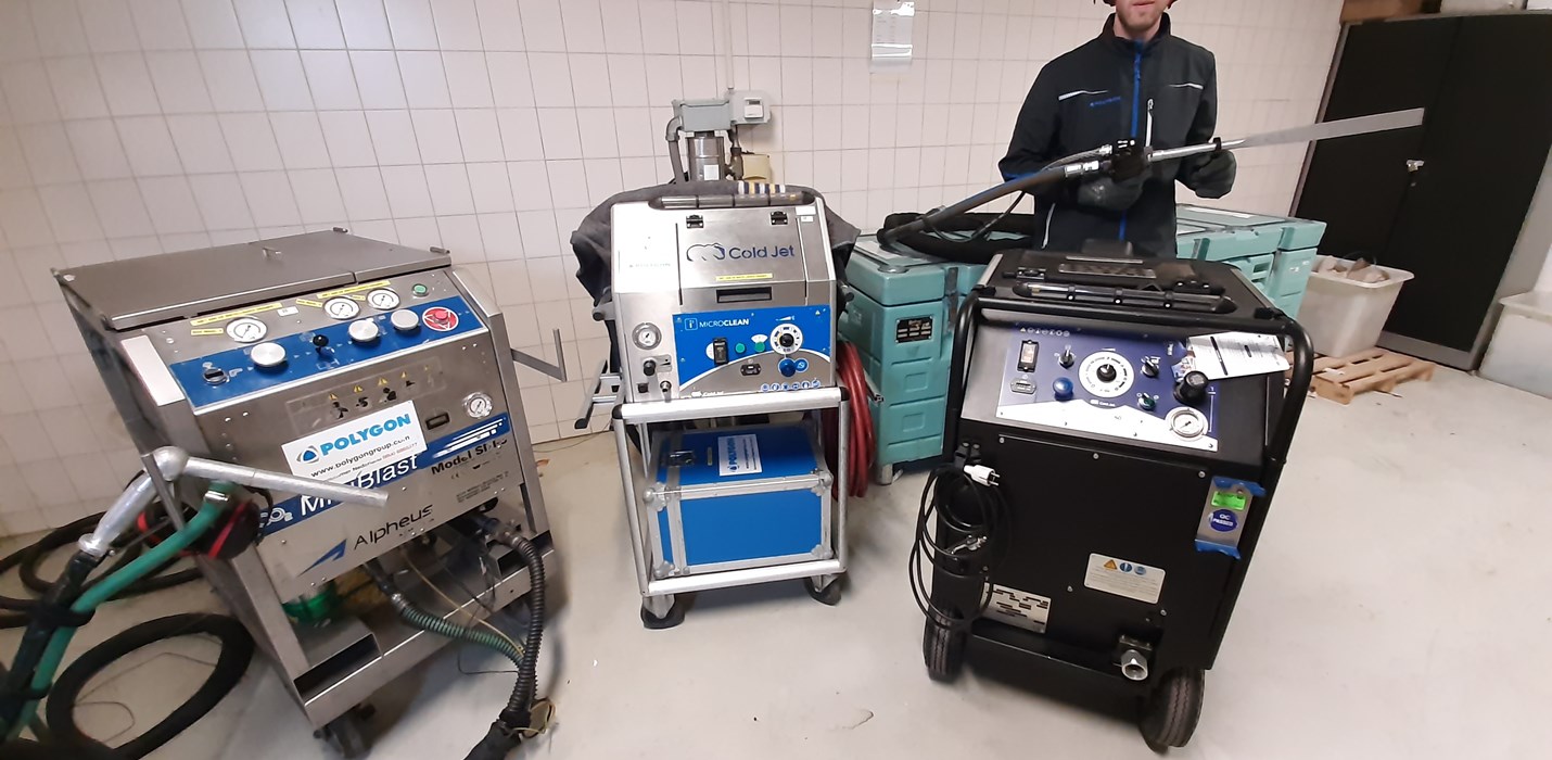Nieuwe CO2 droogreiniger geeft tijdwinst op elektronica herstel