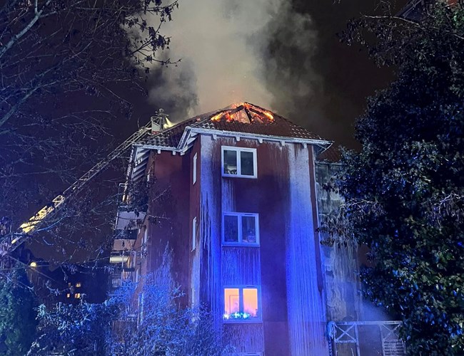 Tagbrand nytårsaften i København Polygon Danmark