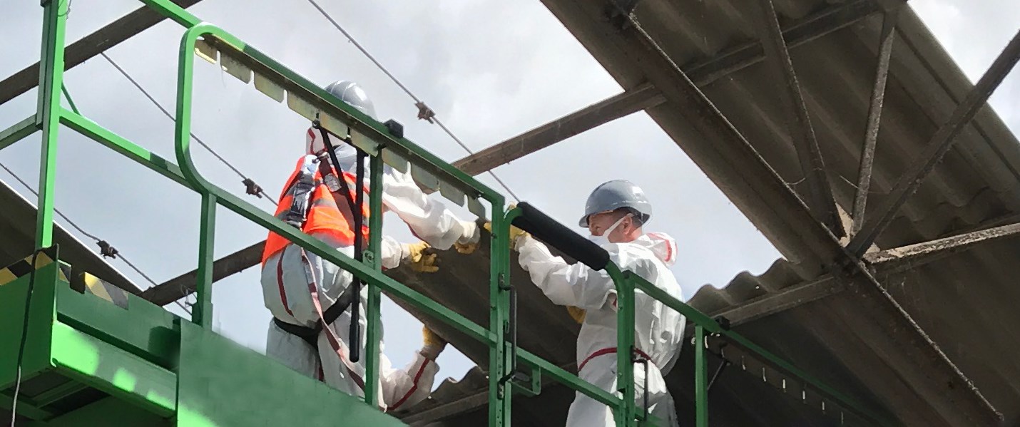 Désamiantage – Retrait de toitures amiantés 