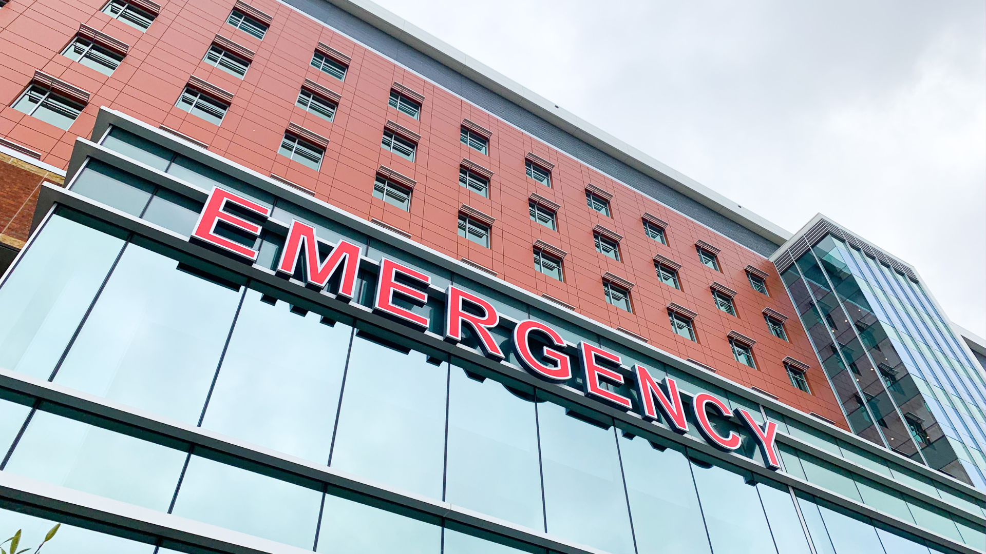 Aging hospital infrastructure in Quebec: why prevention needs more attention