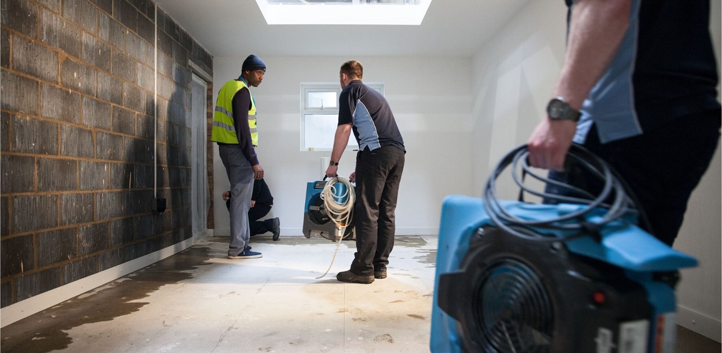 Étapes Essentielles pour Assécher votre Bâtiment Après un Dégât d'Eau