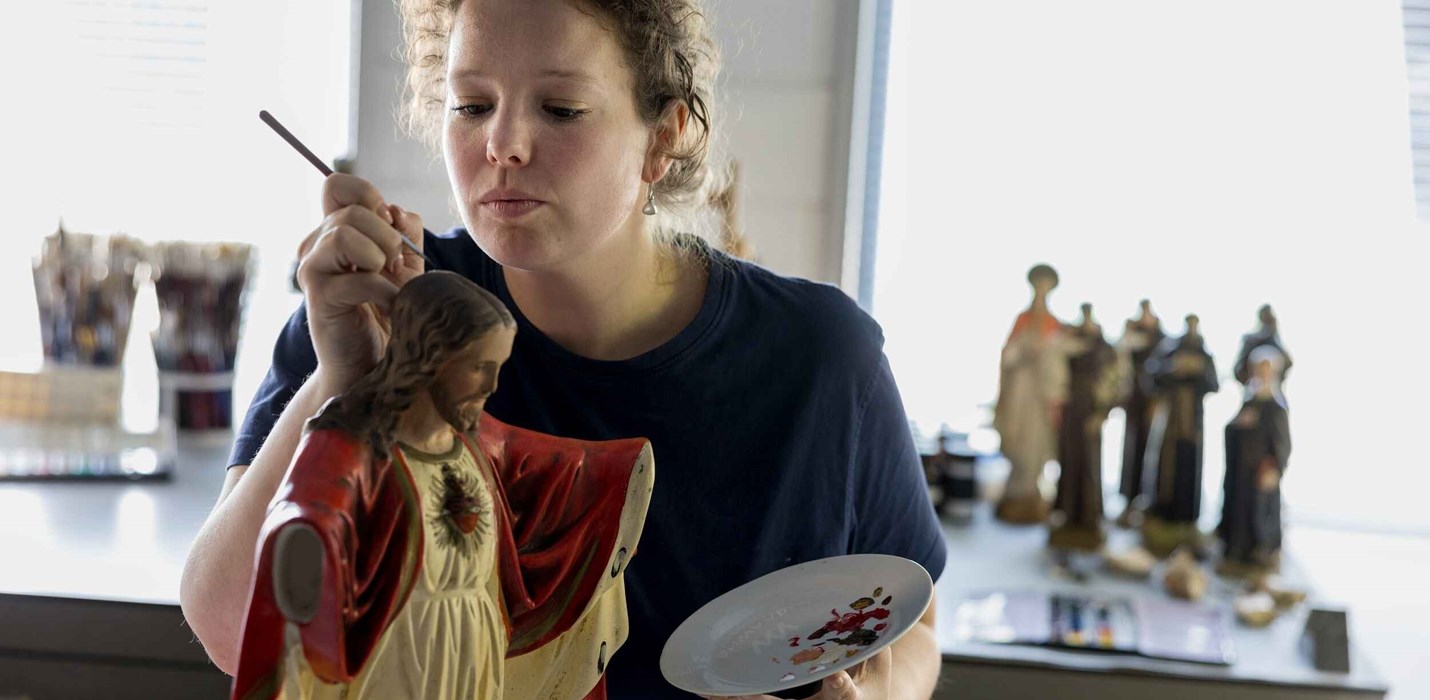 Specialist Contents Restoration