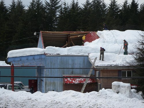 FEMA warns of more winter weather and collapsing roofs
