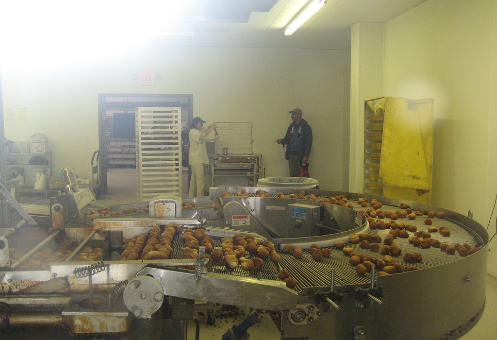 The Importance of Climate Control in Food Testing Labs