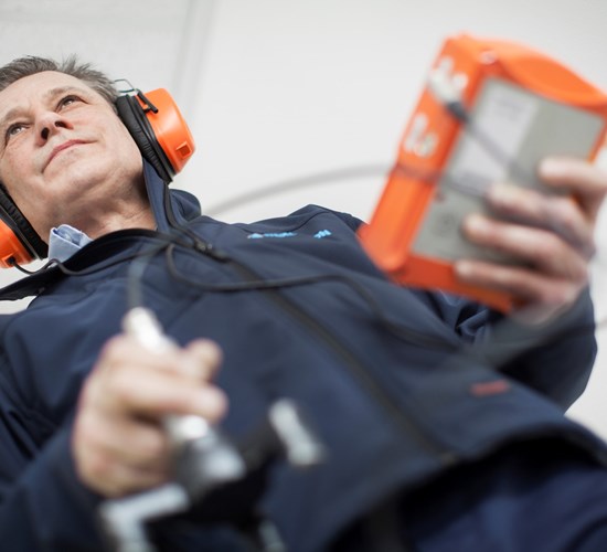 Polygon expert voert lekdetectie uit