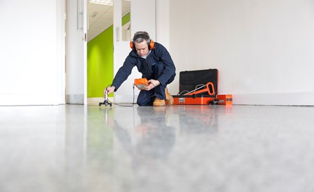 Kein Grund, die Zufahrt aufzureißen – mit dem POLYGONVATRO-Service „Orten und Reparieren“