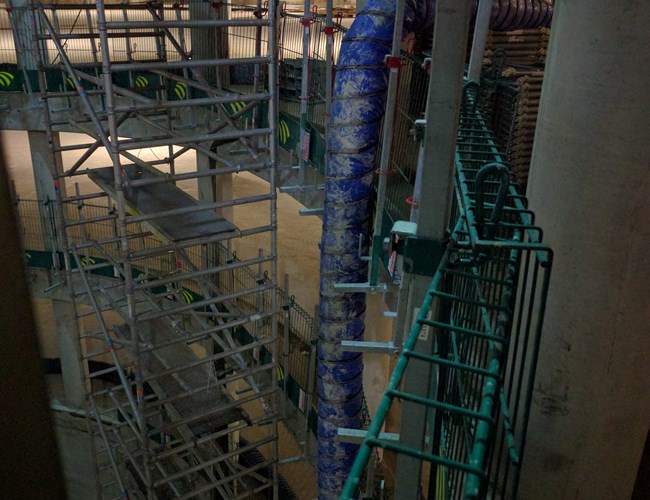 Polygonslangen in Parkeergarage Lammermarkt voor juiste klimaat tijdens de bouw