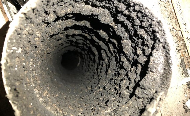 Polygon reinigt ventilatiekanalen, wtw installaties en vetkanalen. 