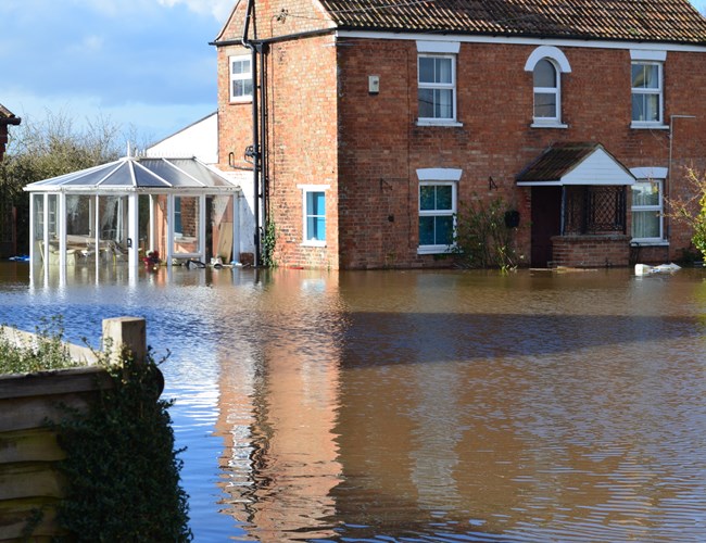 Overstroming en waterschade