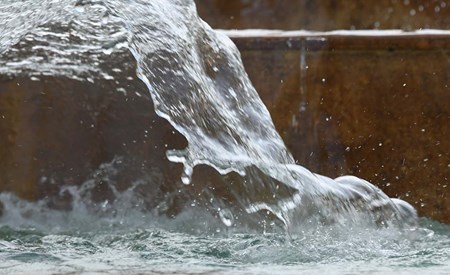 Laaja vesivahinko Oulussa vuodon seurauksena