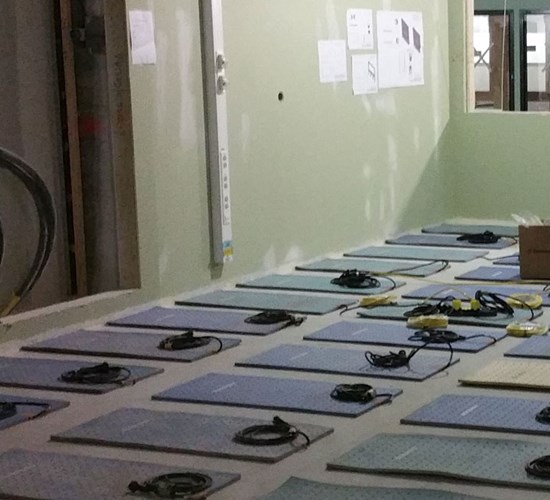 Kosteudenhallinta työmaalla vaikuttaa rakennuksen terveellisyyteen ja tuo säästöjä rakennuskustannuksissa.