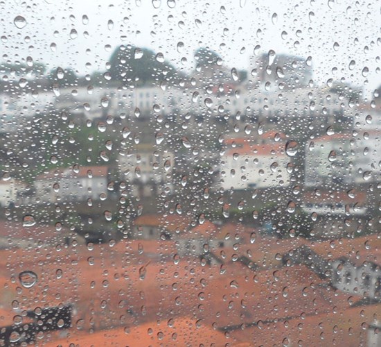 Tietoa IoT-ratkaisuista, kosteudenhallinnassta, kuivauksesta ja lämmityksestä.