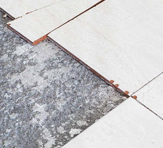 Asbestikartoitus on tehtävä aina, jos puretaan rakenteita rakennuksessa, joka on valmistunut ennen vuotta 1994.