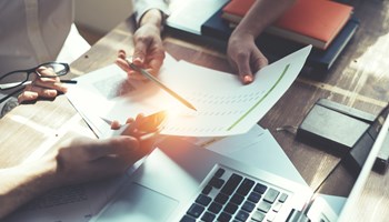 Fuktsäkerhetsarbetet börjar här. Vid nyproduktion och ombyggnation tillför vi kunskap om fukt. Minska risken för oförutsedda händelser!